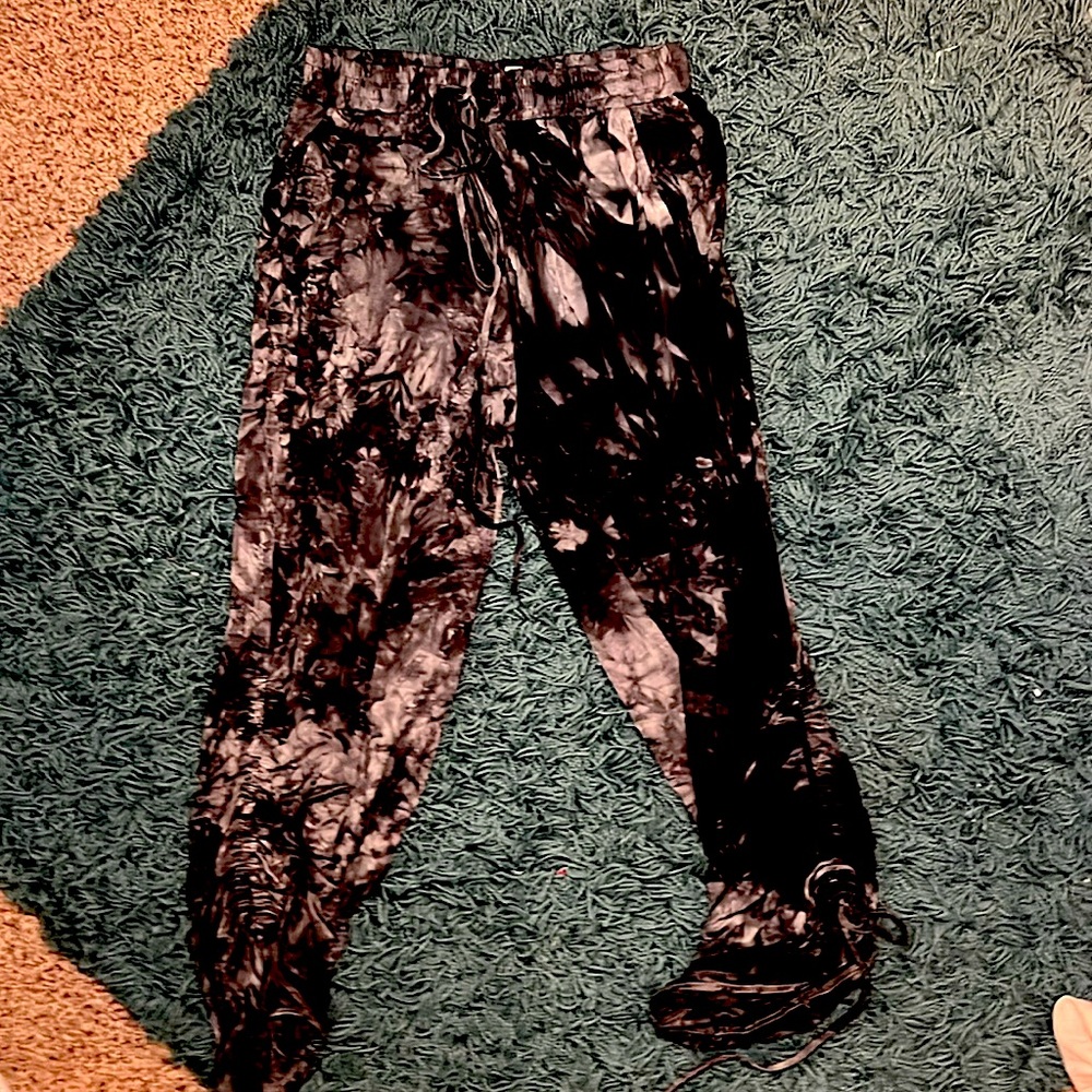 Price:$8   Size:small   Color:blueish black